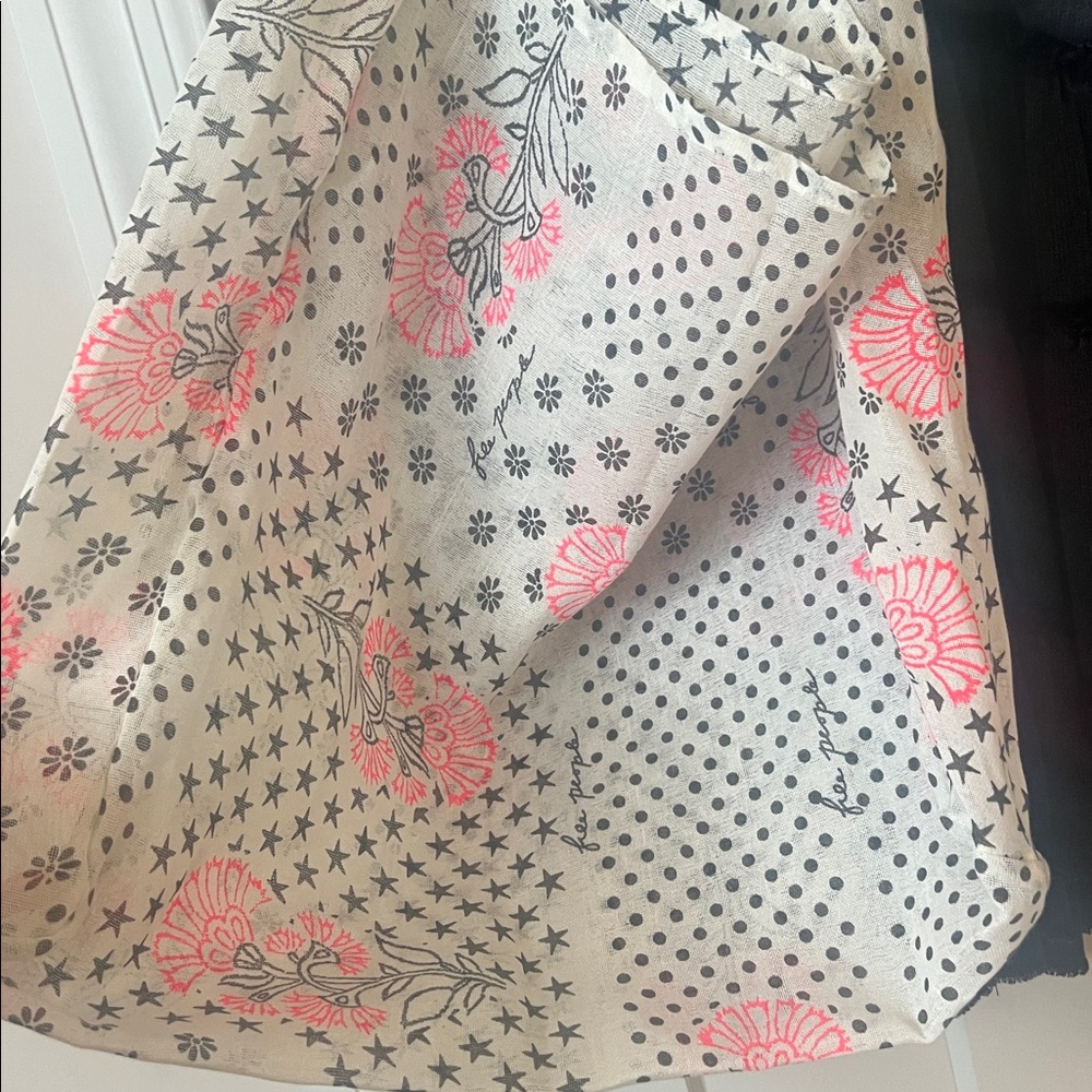 Free People ~ We the Free ~ loose fitting heavy cotton sweatshirt with ruffles - Picture 10 of 10